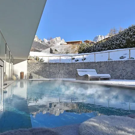 Dosses Hotel 4*
